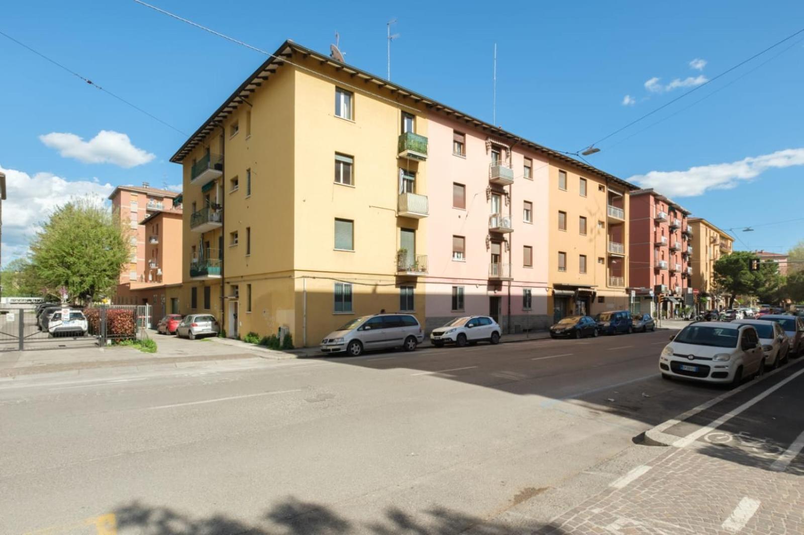 Interno20 Bed & Breakfast Bologna Bagian luar foto